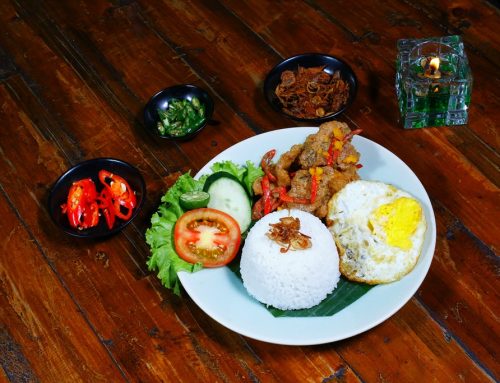 Nasi Ayam Telur Asin